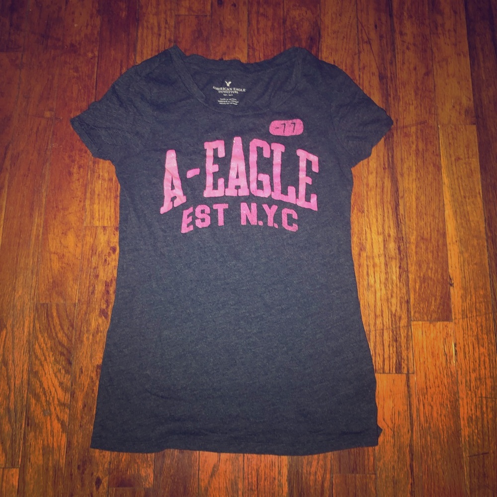American eagle t shirt
